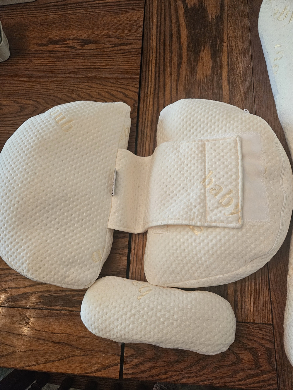 Maternity Pillow - Picture 2 of 3